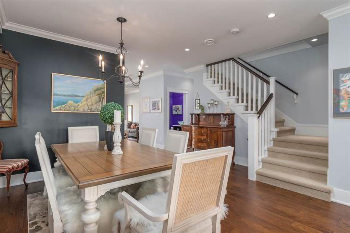 316 E 11th St, North Vancouver 6