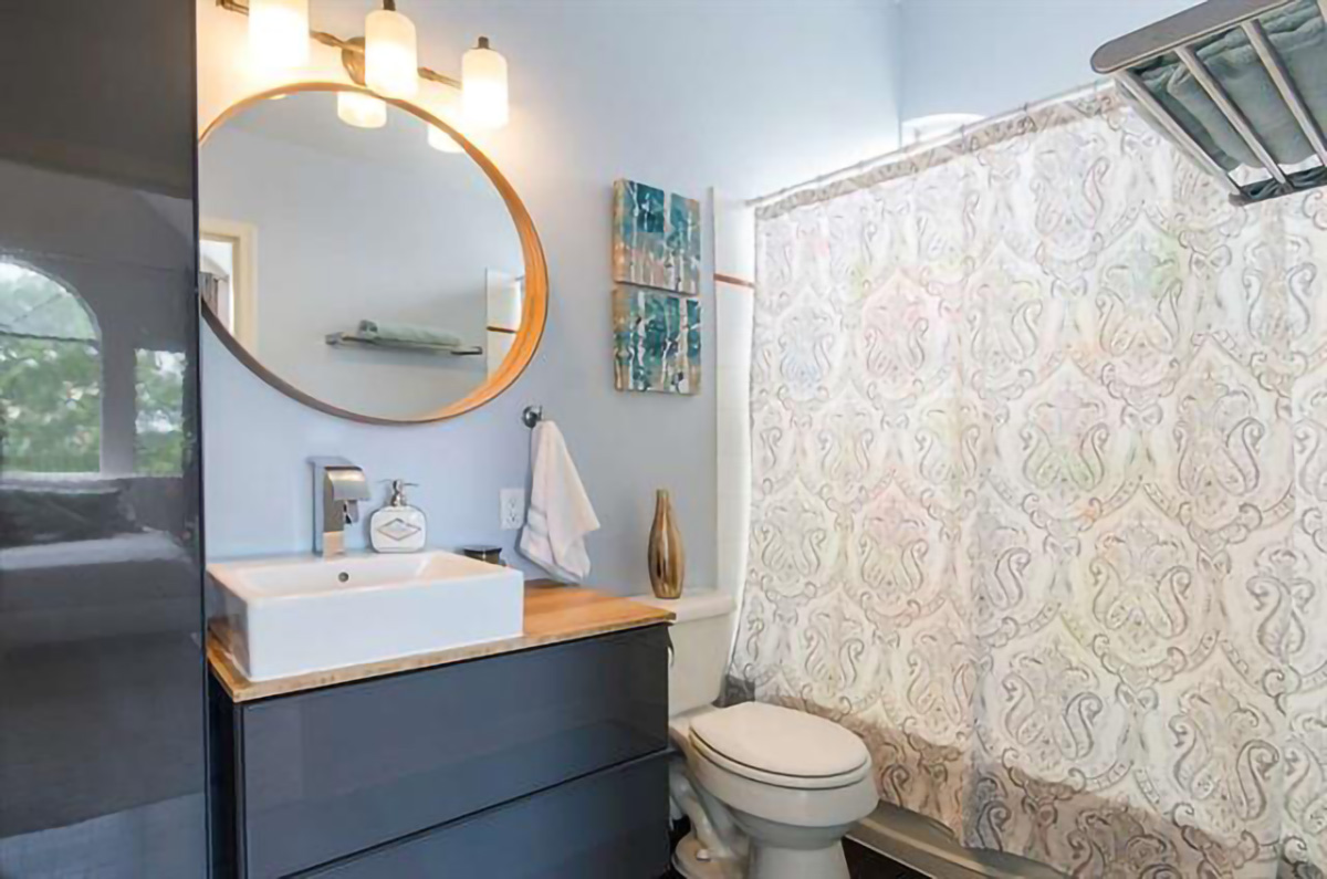 #8 - 230 E Keith Road, North Vancouver 11
