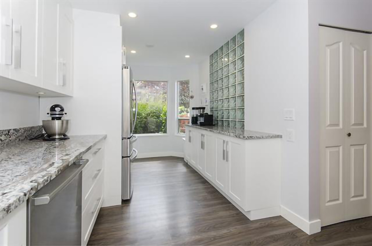 #8 - 230 E Keith Road, North Vancouver 7