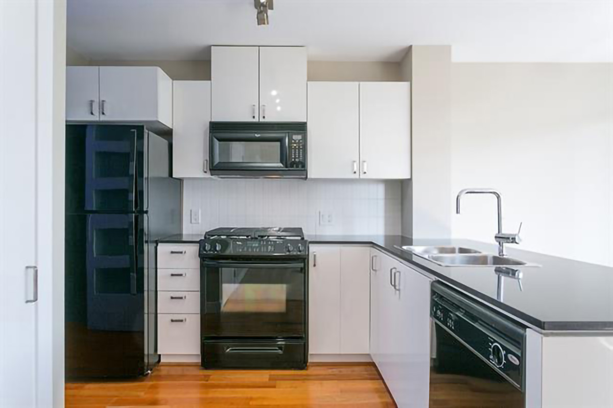 #1006 - 151 W 2nd St, North Vancouver 2