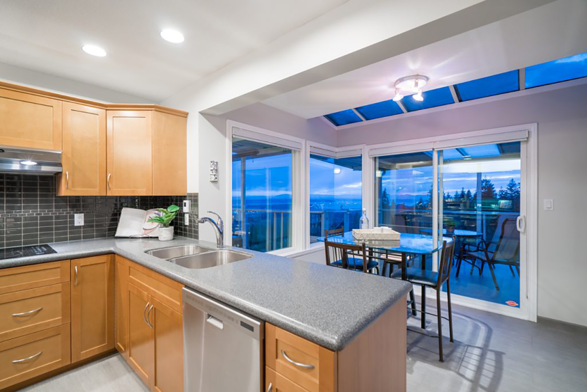 4275 St. Georges Ave, Upper Lonsdale, North Vancouver 41