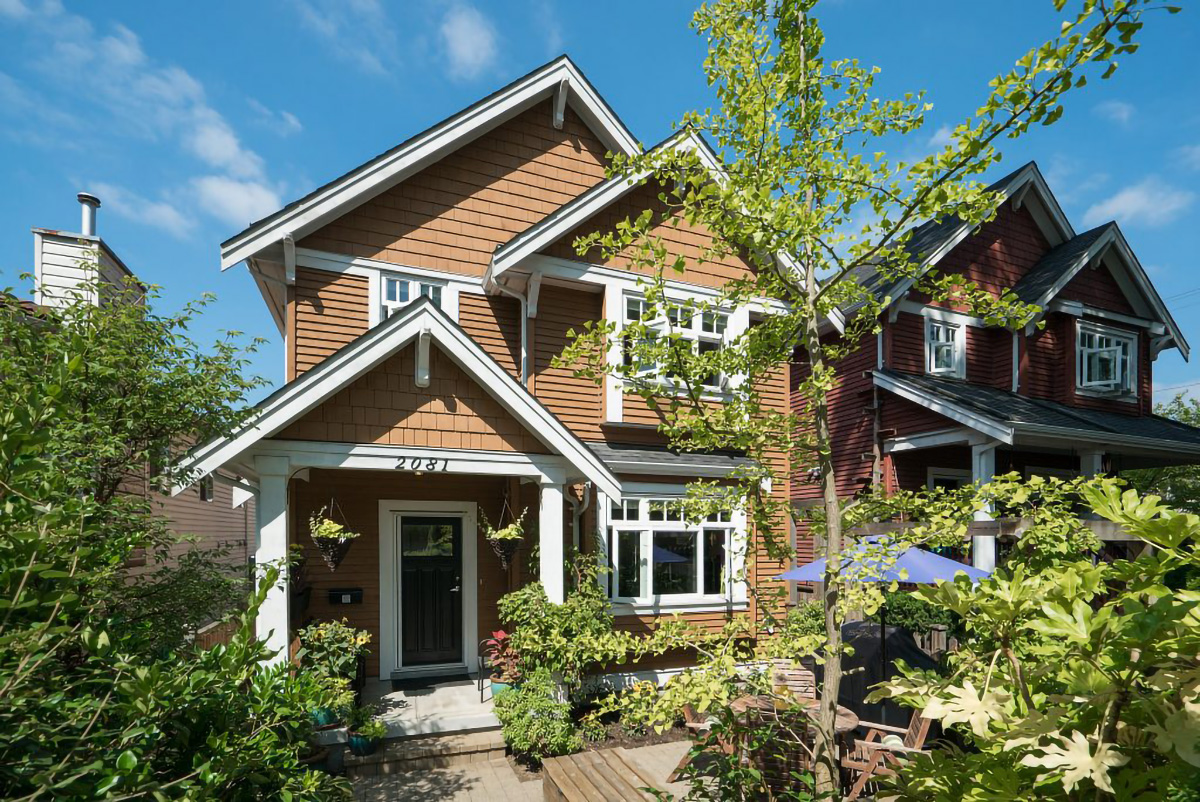 2081 E 2nd Ave, Vancouver