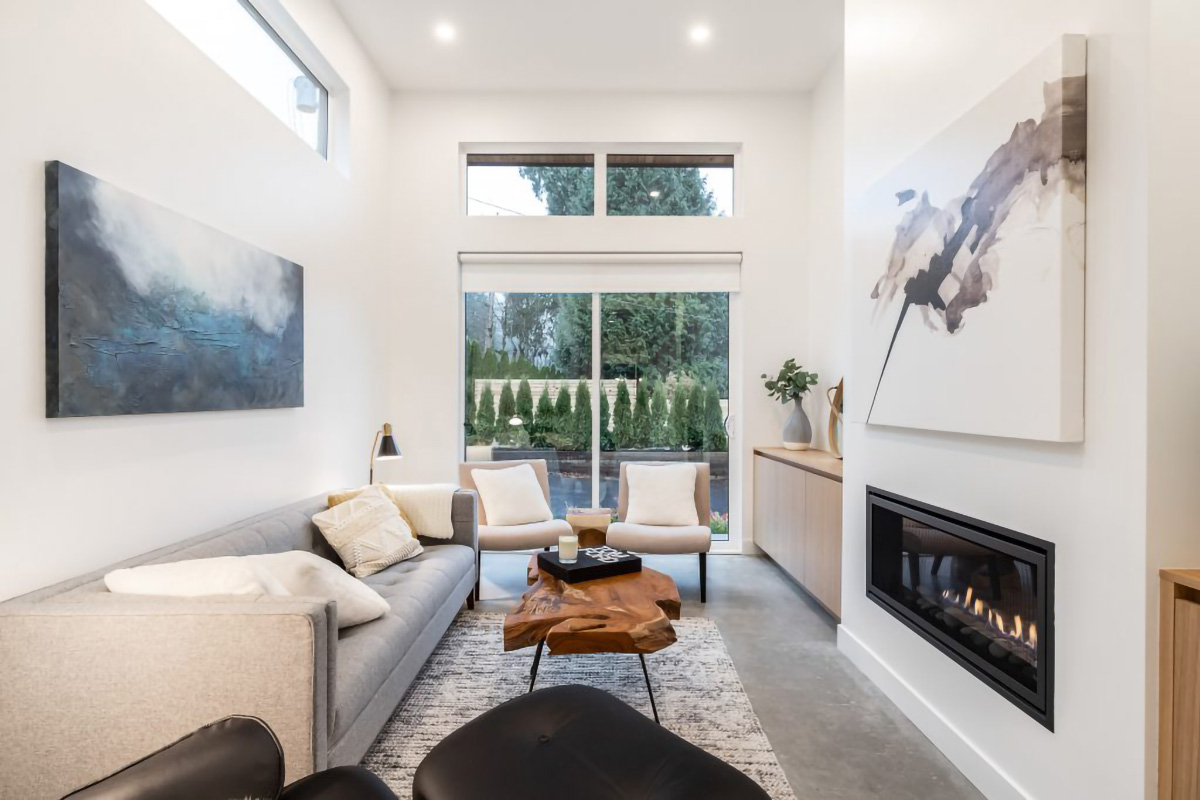 1032 Beaufort Road, North Vancouver 3