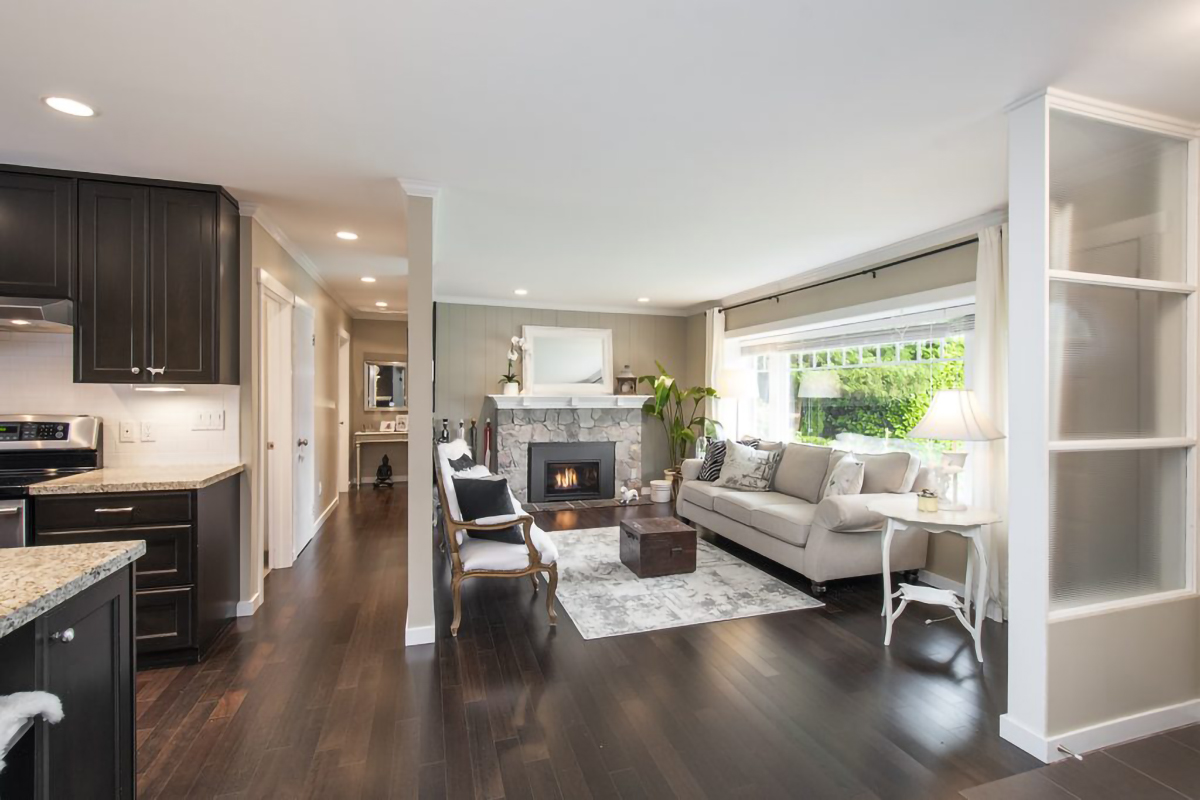 1240 Pinewood Crescent, North Vancouver 6
