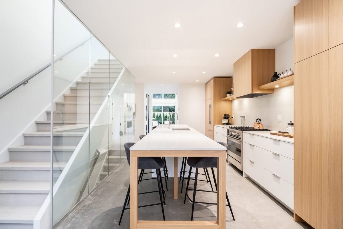 4106 Mt Seymour Parkway, North Vancouver 11