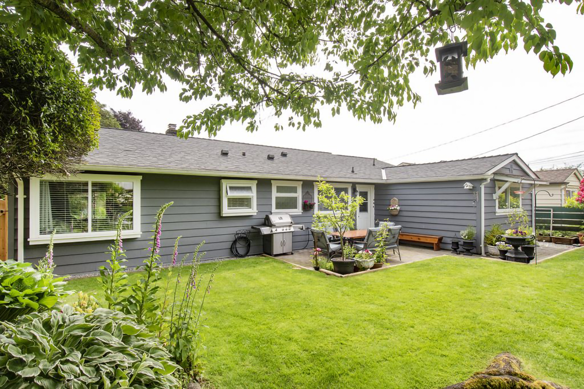 1240 Pinewood Crescent, North Vancouver 23