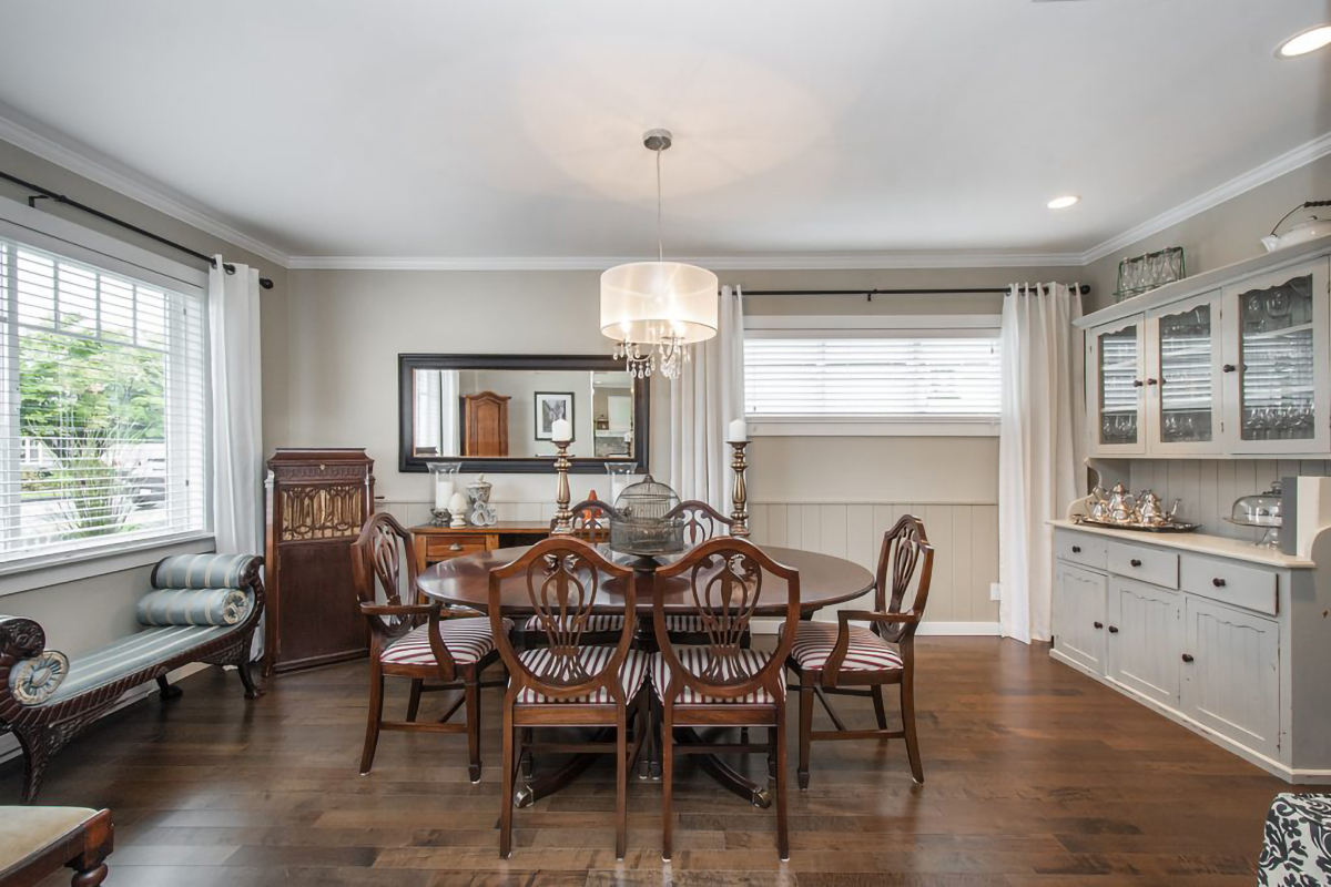 1240 Pinewood Crescent, North Vancouver 30