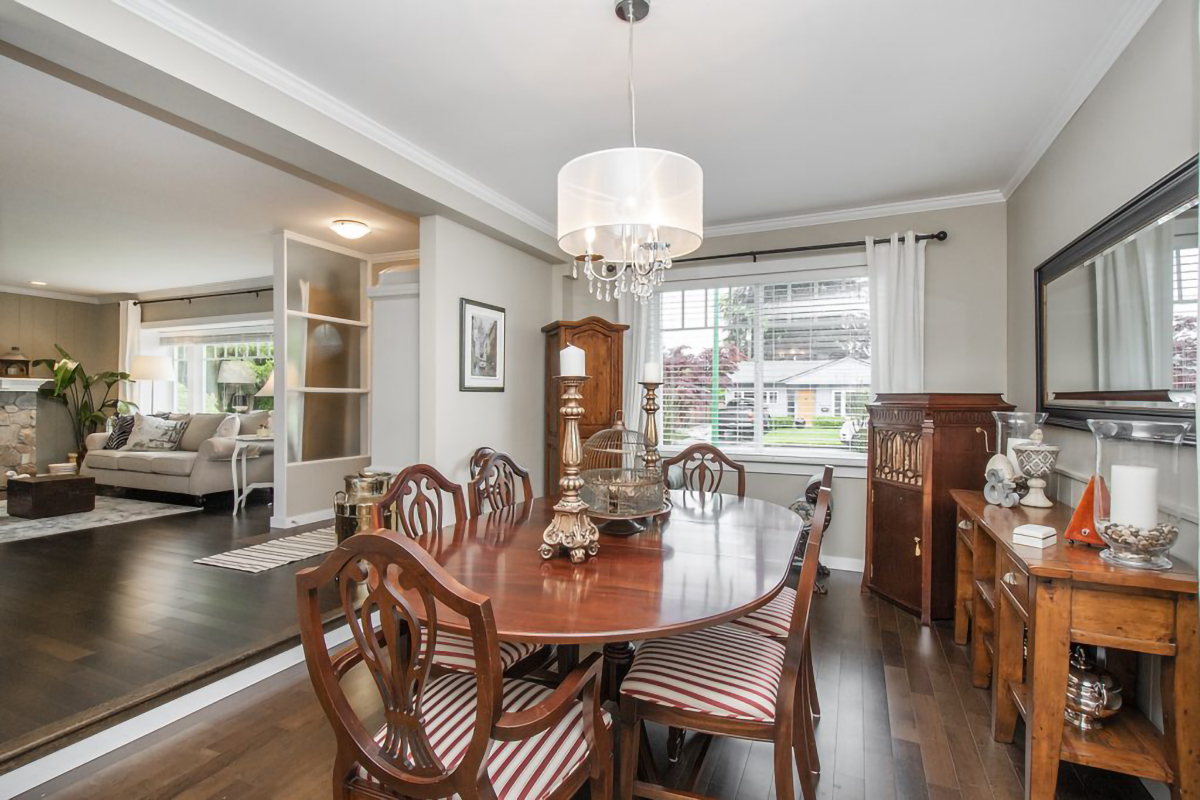 1240 Pinewood Crescent, North Vancouver 31