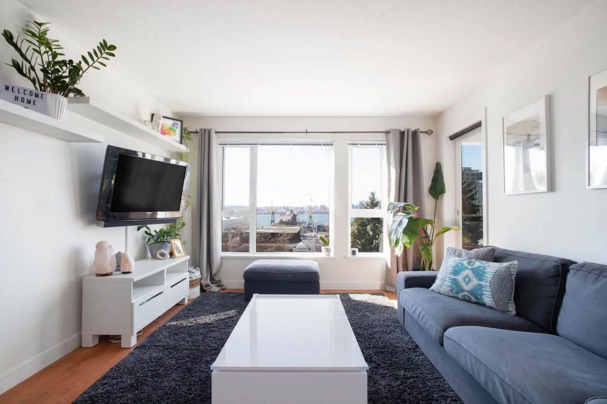 #318 - 221 E 3rd St, North Vancouver 2