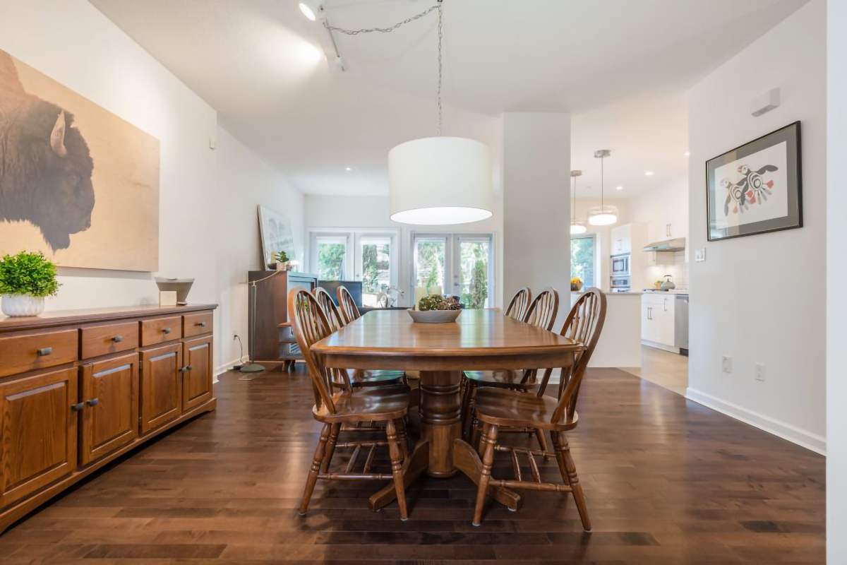 #8 - 3750 Edgemont Boulevard, North Vancouver 25