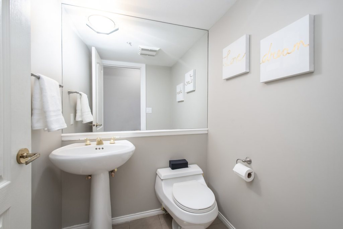 #204 - 3288 Capilano Crescent, North Vancouver 24