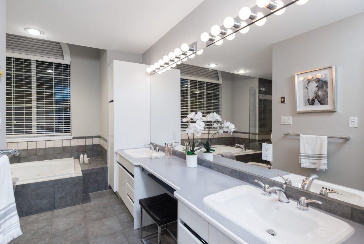 4275 St. Georges Ave, North Vancouver 31