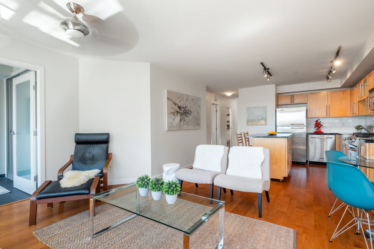 #303 - 122 E 3rd St, North Vancouver 3
