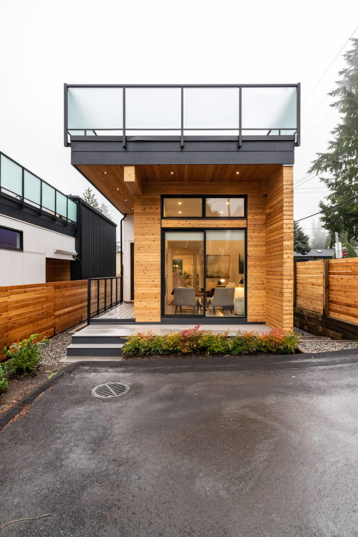 1032 Beaufort Road, North Vancouver 31
