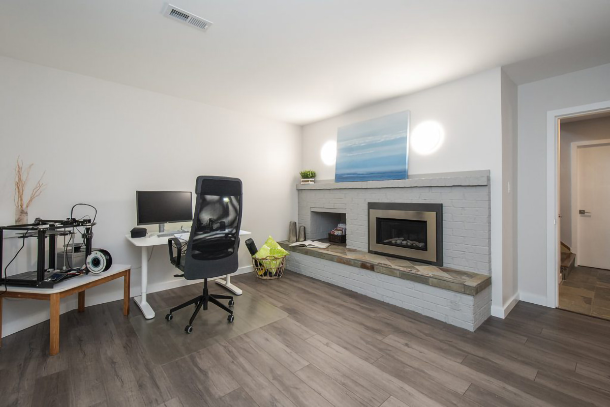 979 Prospect Ave, North Vancouver 34