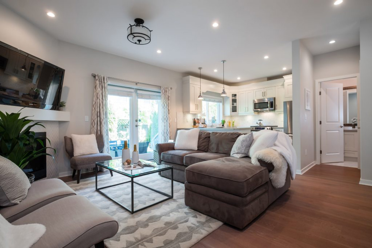 248 E 6th Street, North Vancouver 6