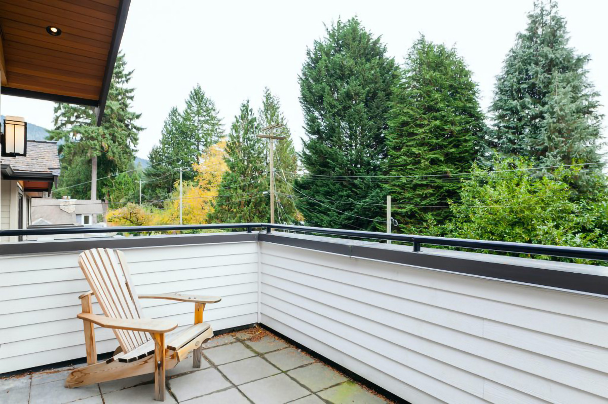 1079 Canyon Boulevard, North Vancouver 11