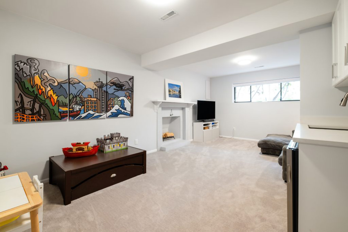 2545 Edgemont Blvd, North Vancouver 7