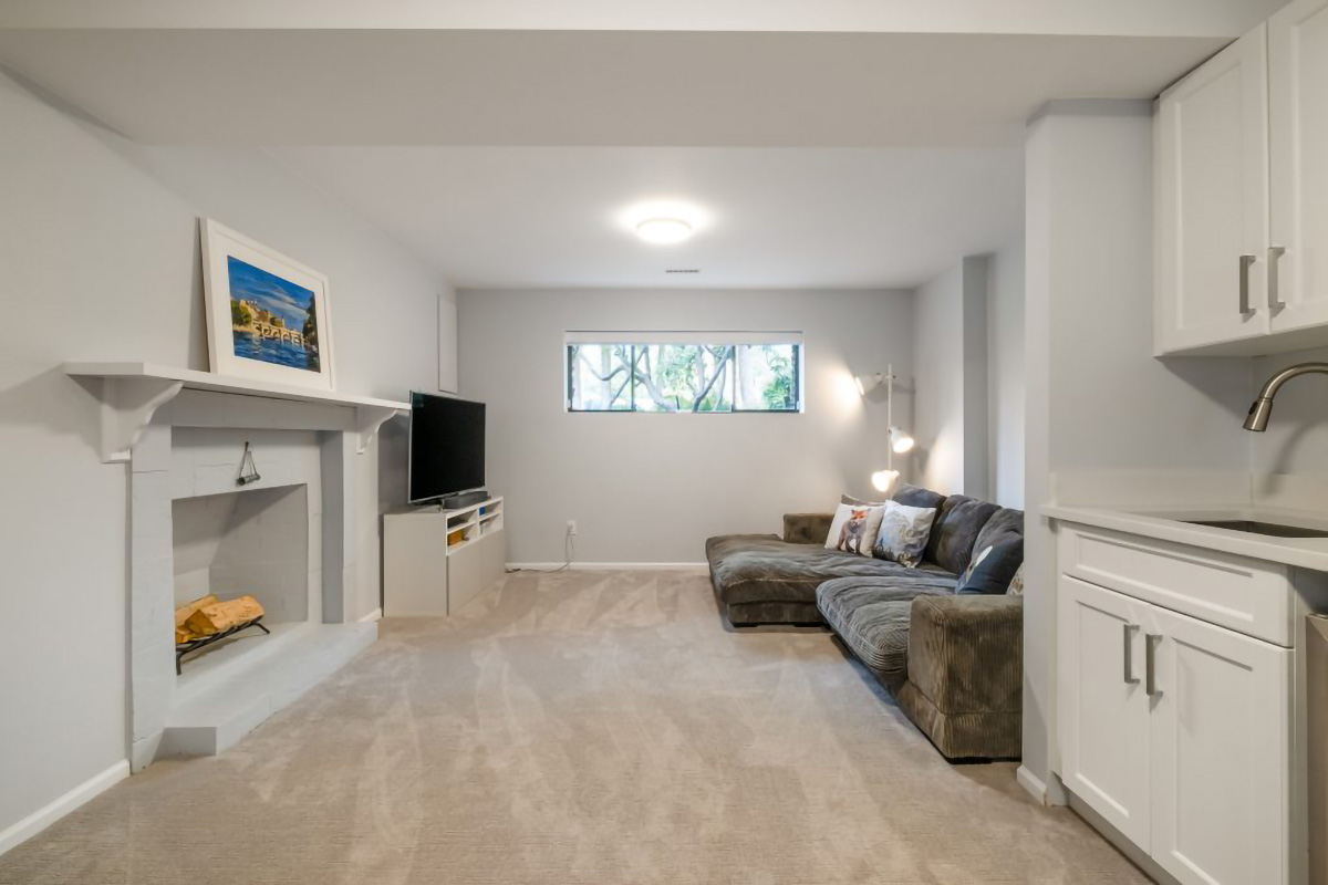 2545 Edgemont Blvd, North Vancouver 8