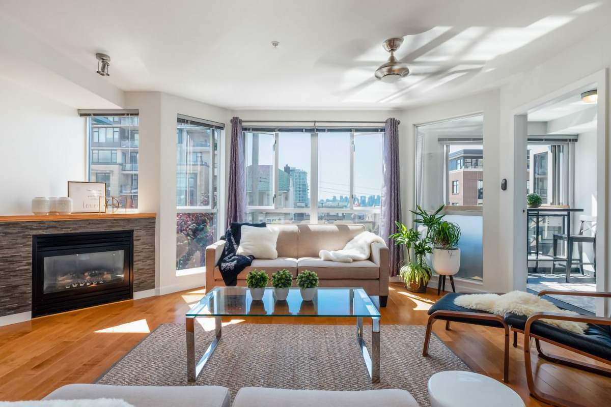 #303 - 122 E 3rd St, North Vancouver