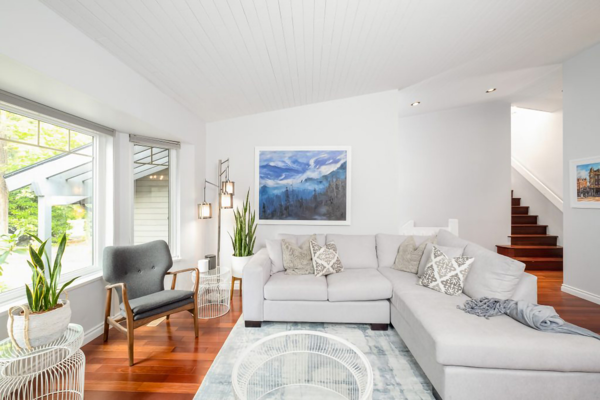 2545 Edgemont Blvd, North Vancouver 16