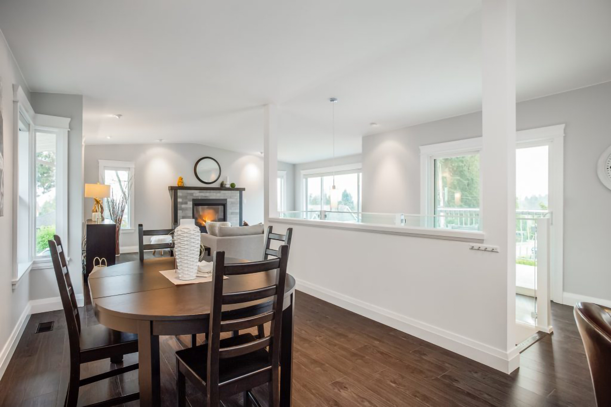 2616 Jones Ave, North Vancouver 12