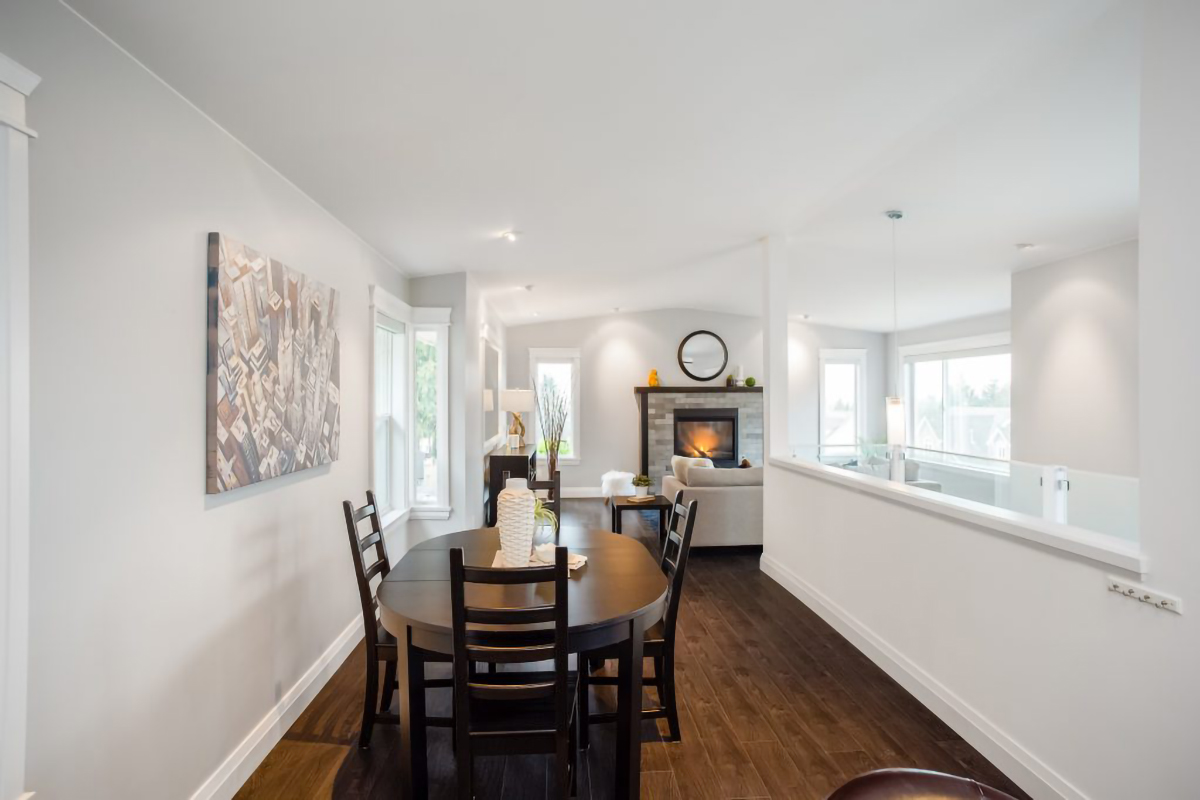 2616 Jones Ave, North Vancouver 13