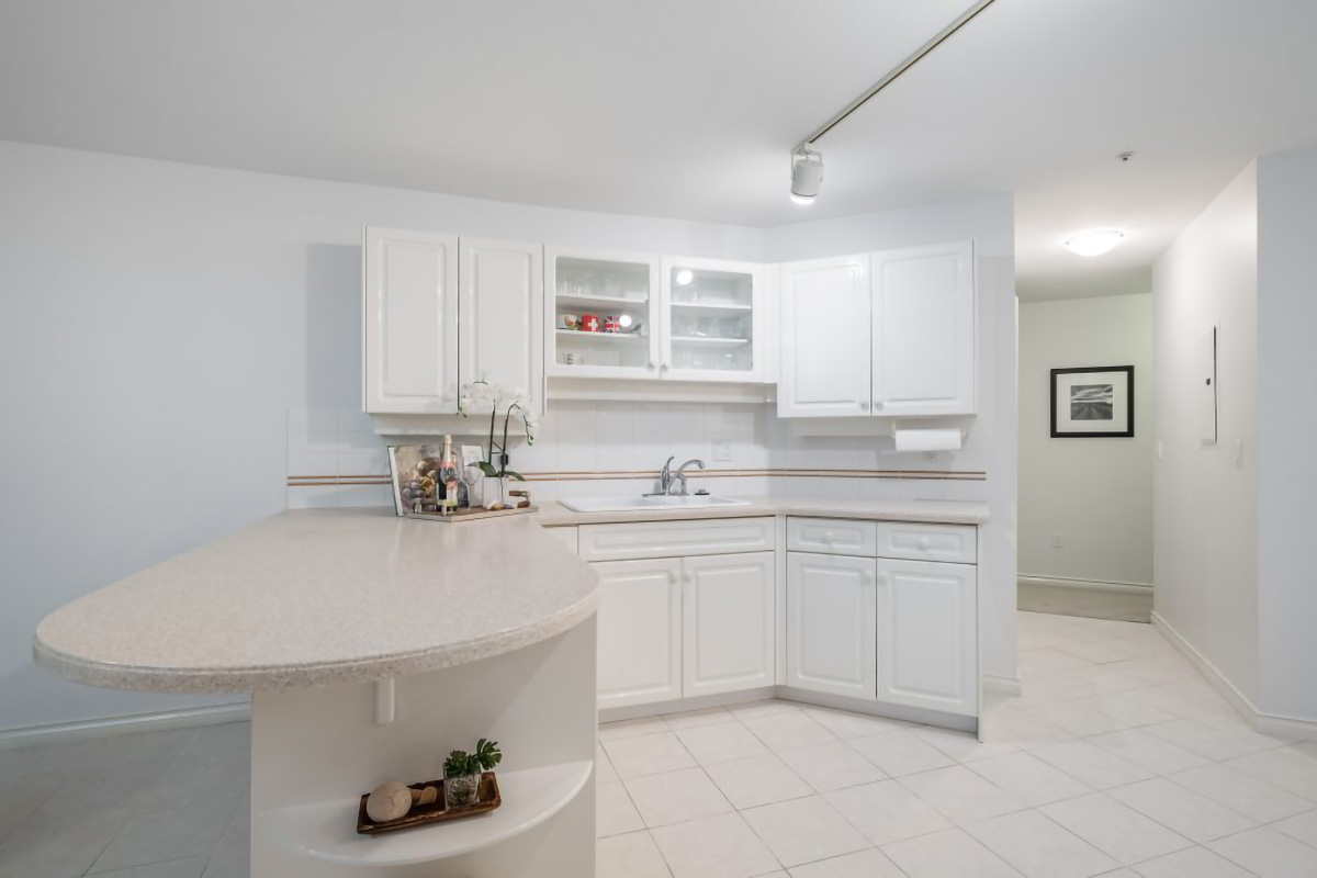 #203 - 3200 Capilano Crescent, North Vancouver 16