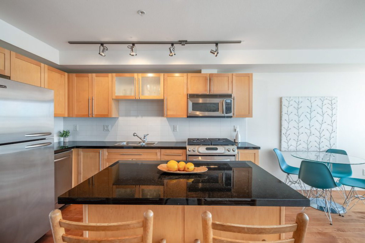 #303 - 122 E 3rd St, North Vancouver 15