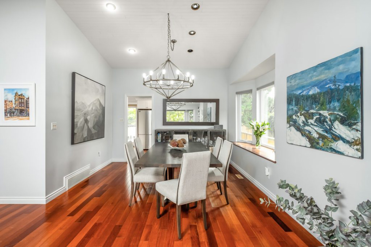 2545 Edgemont Blvd, North Vancouver 19