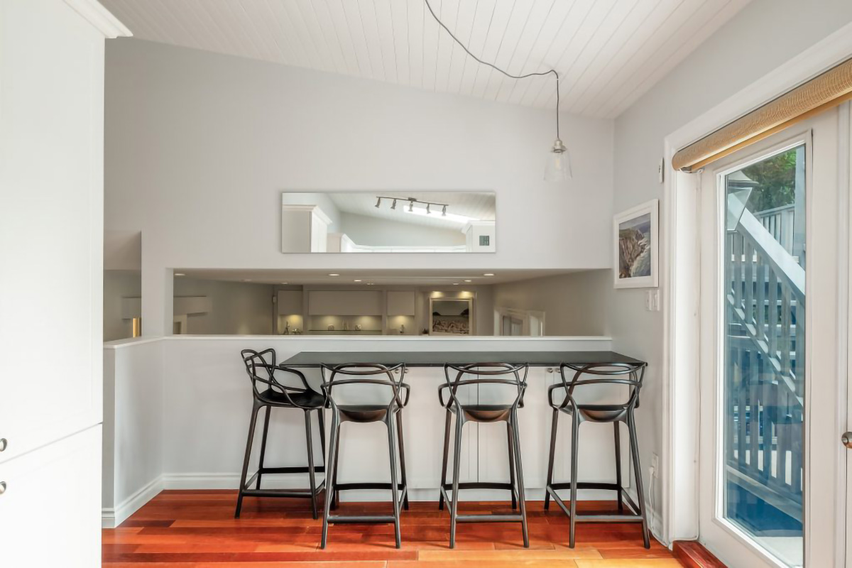 2545 Edgemont Blvd, North Vancouver 21