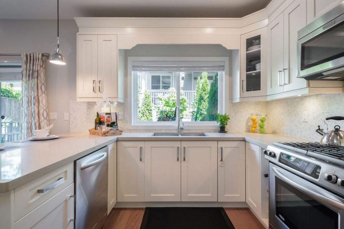 248 E 6th Street, North Vancouver 22
