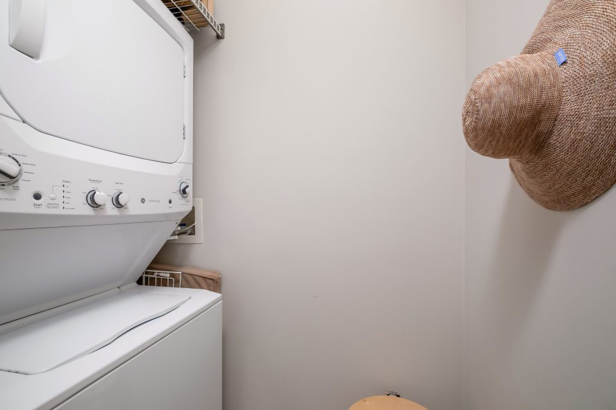 #503 - 170 W 1st St, North Vancouver 25