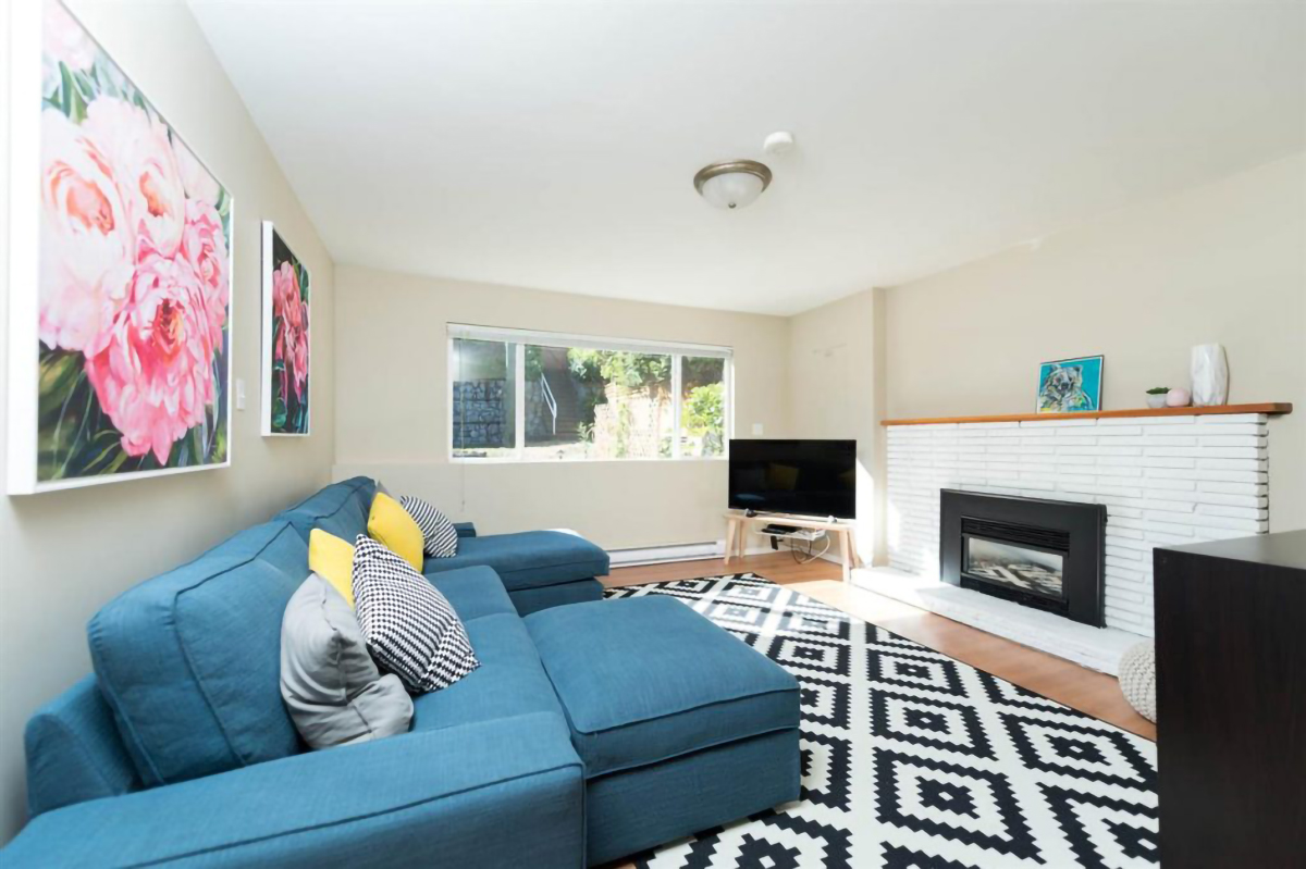 1950 Deep Cove Road, North Vancouver 16
