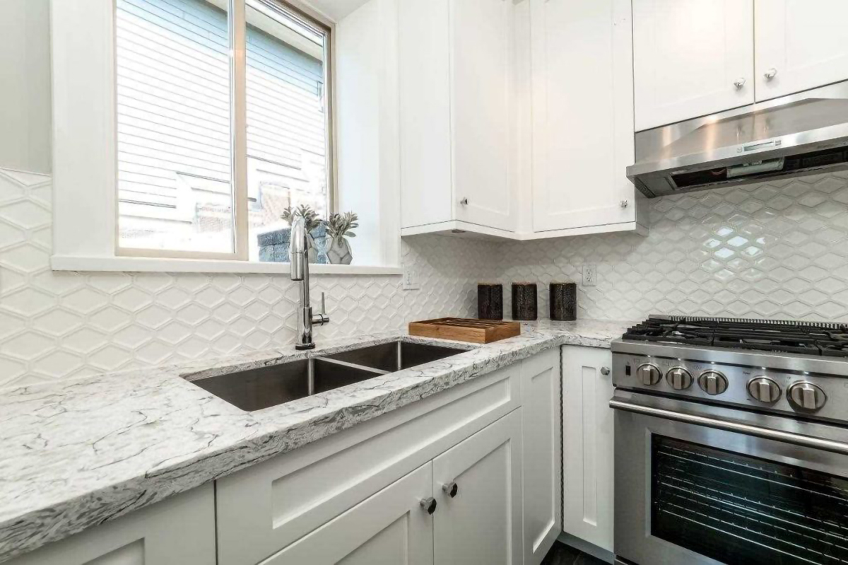 4285 Starlight Way, North Vancouver 5