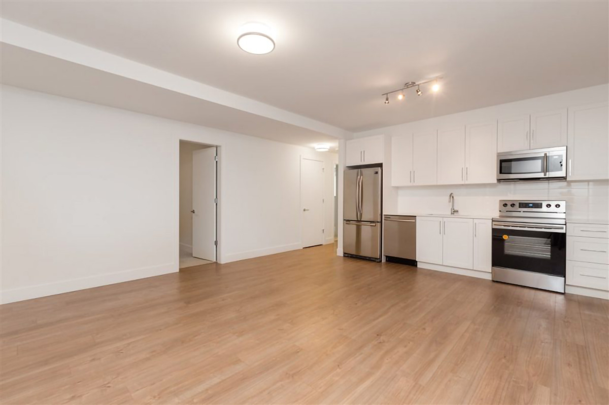 452 E 5th St, North Vancouver 18