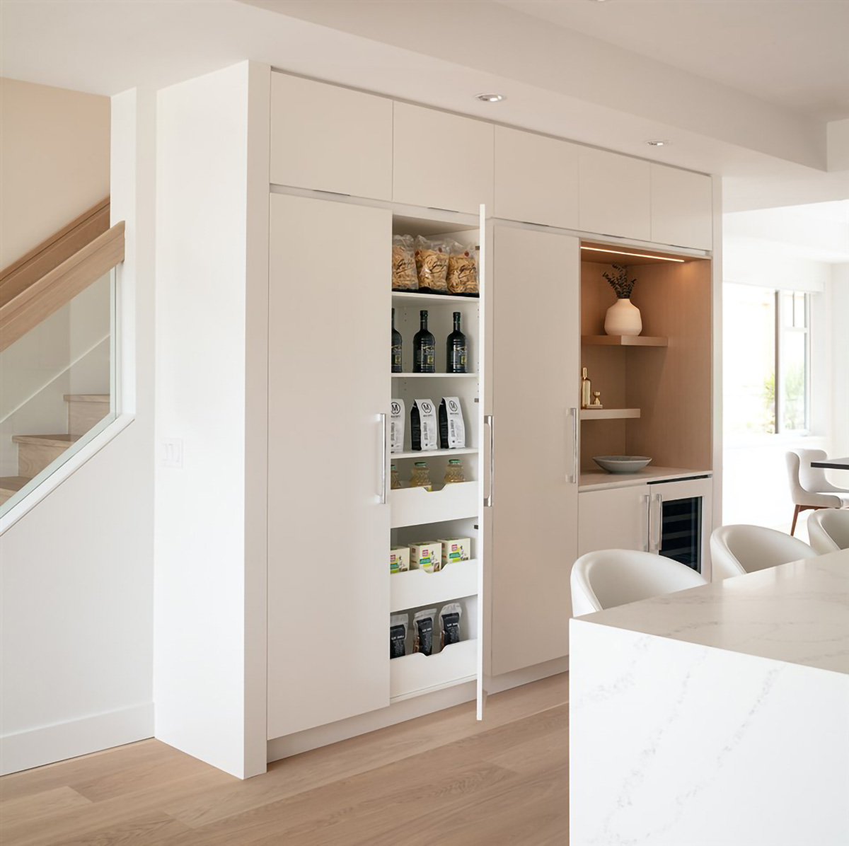 452 E 5th St, North Vancouver 4