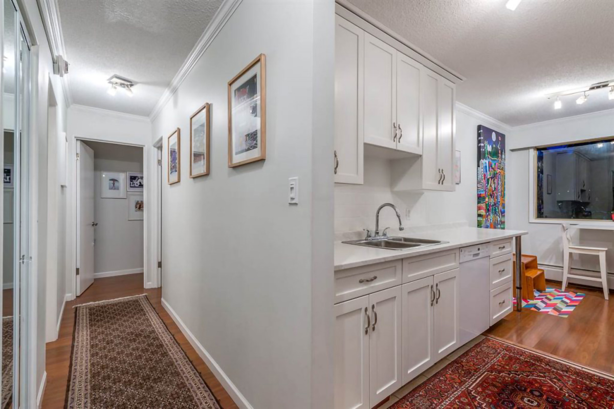 #306 - 235 E 13th St, North Vancouver 13