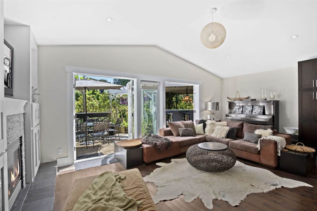 1225 Greenbriar Way, North Vancouver 11