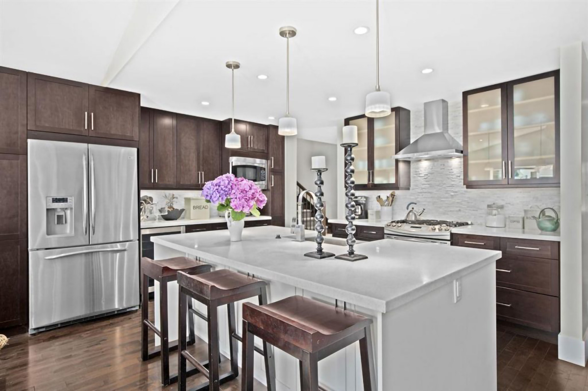 1225 Greenbriar Way, North Vancouver 9