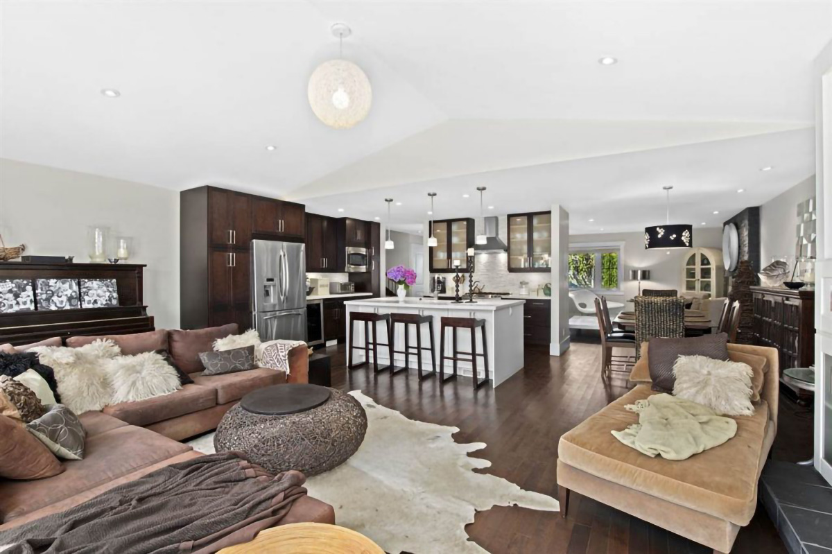 1225 Greenbriar Way, North Vancouver 10