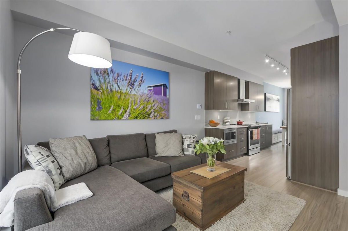 #8 - 433 Seymour River Place 4