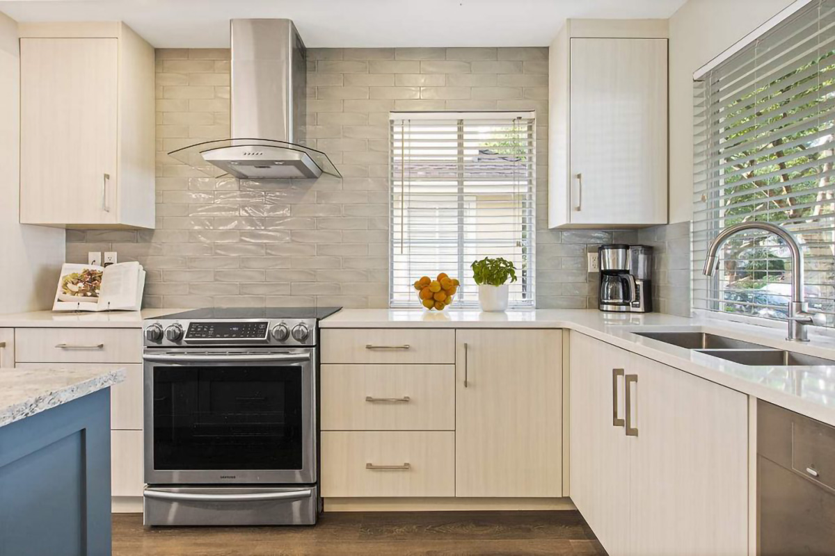 #5 - 249 E 4th St, North Vancouver