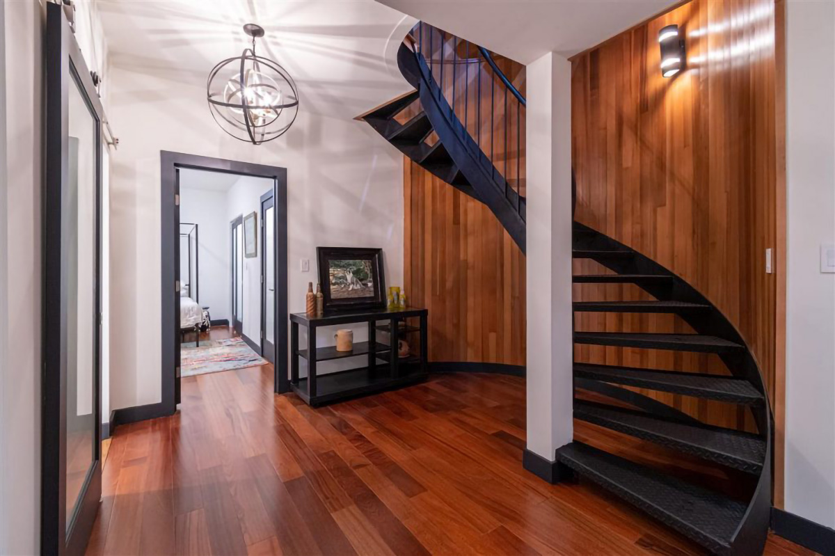 2889 Allan Road, North Vancouver 22