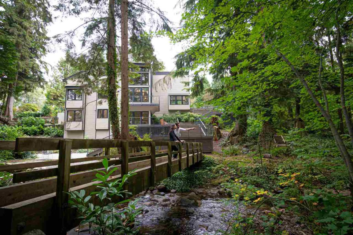 2889 Allan Road, North Vancouver 10