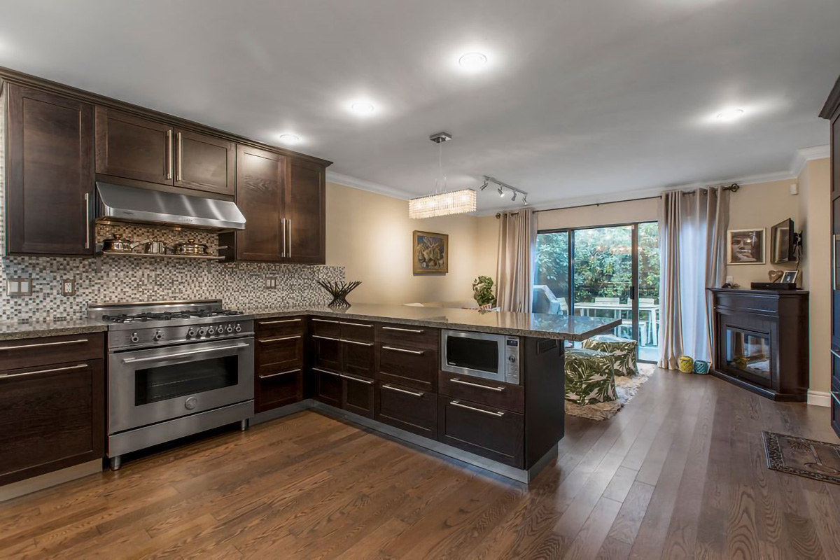 #1 - 226 E 10th St, North Vancouver 9
