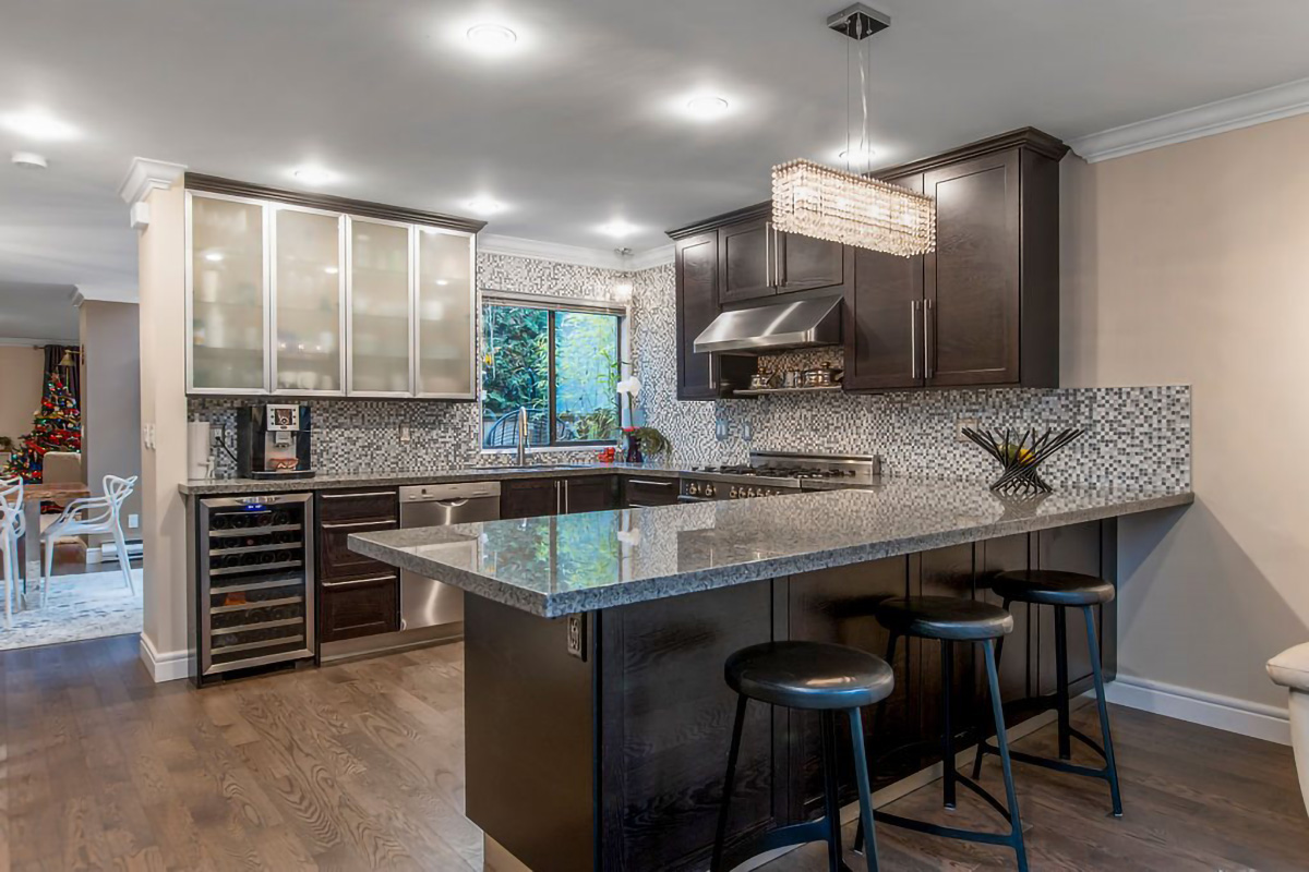 #1 - 226 E 10th St, North Vancouver