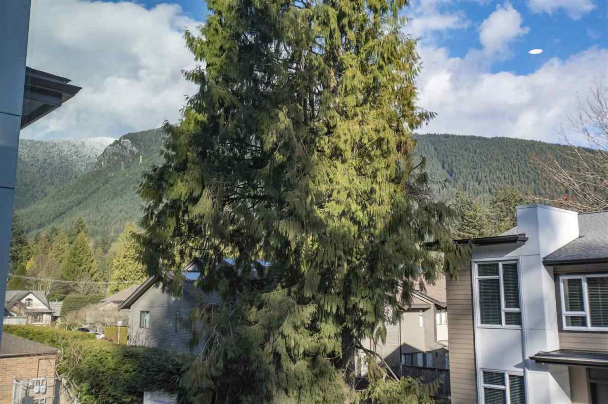 4674 Capilano Road, North Vancouver 18