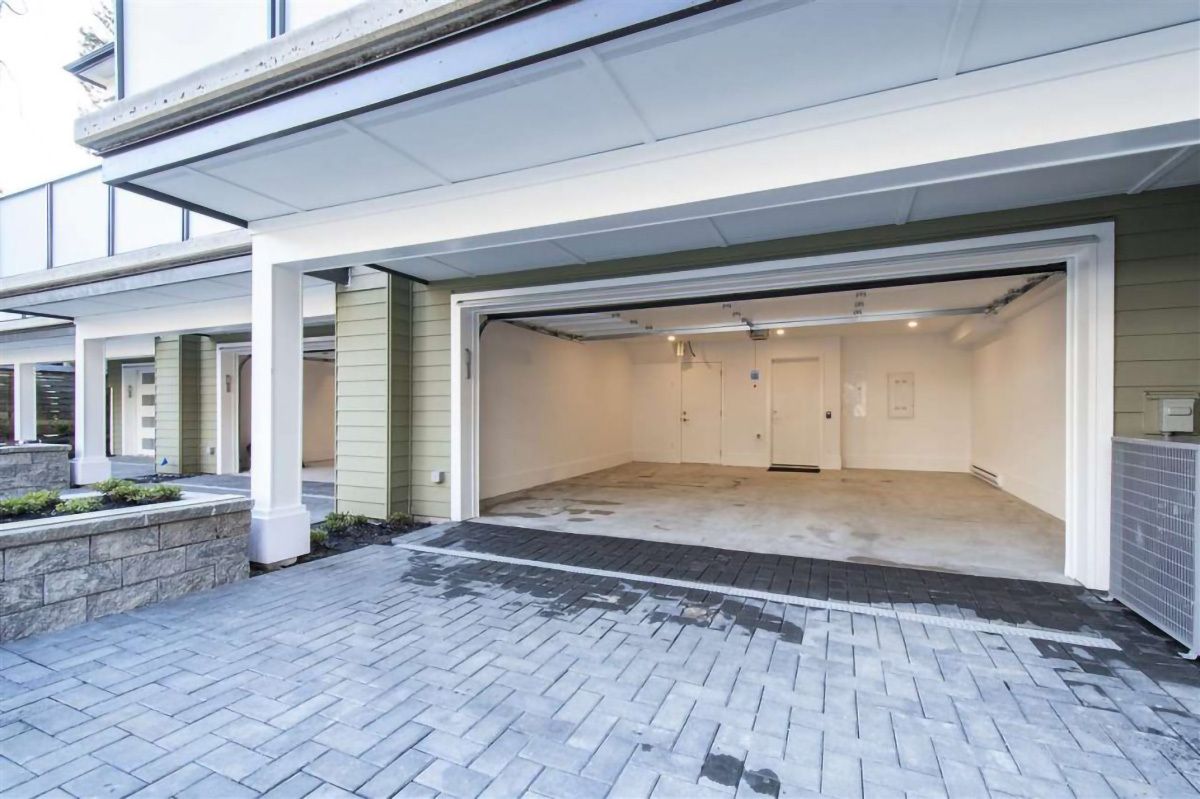 4674 Capilano Road, North Vancouver 32