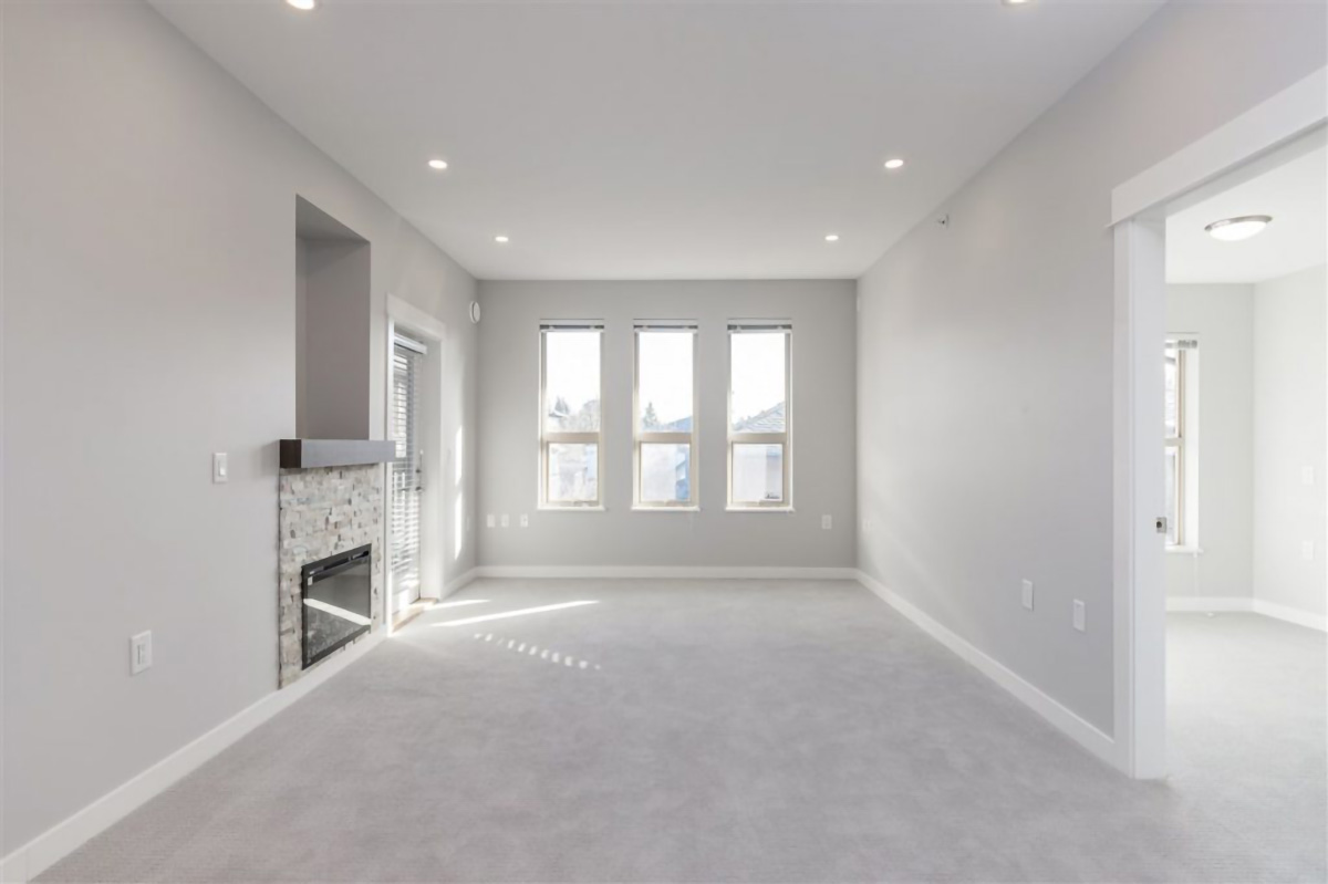 304 - 1468 St Andrews Ave, North Vancouver 3